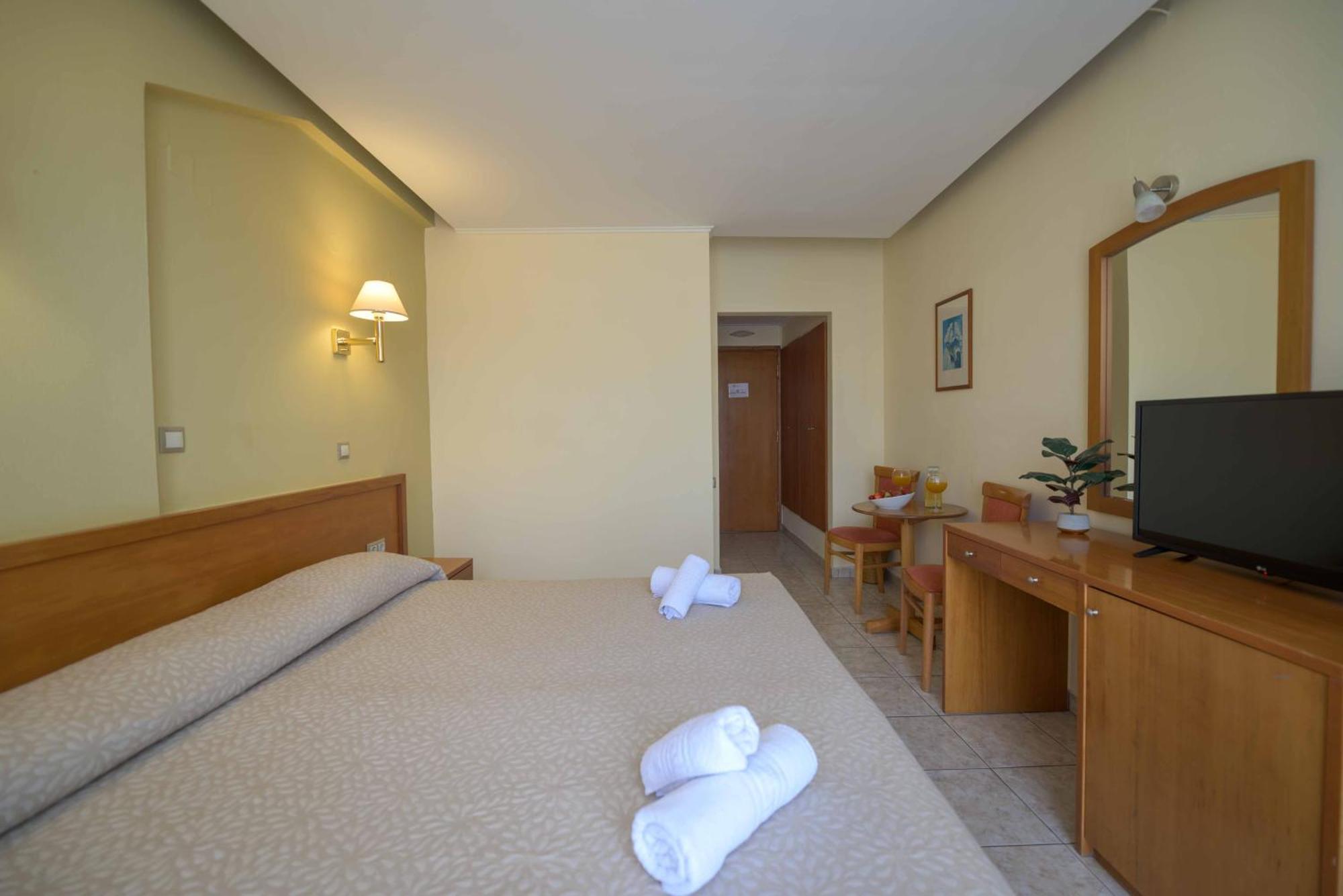 Neda Hotel Ancient Olympia Екстериор снимка